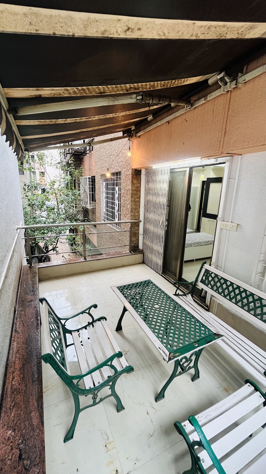 Outdoor Terrace Seating Balcony with Garden Chairs